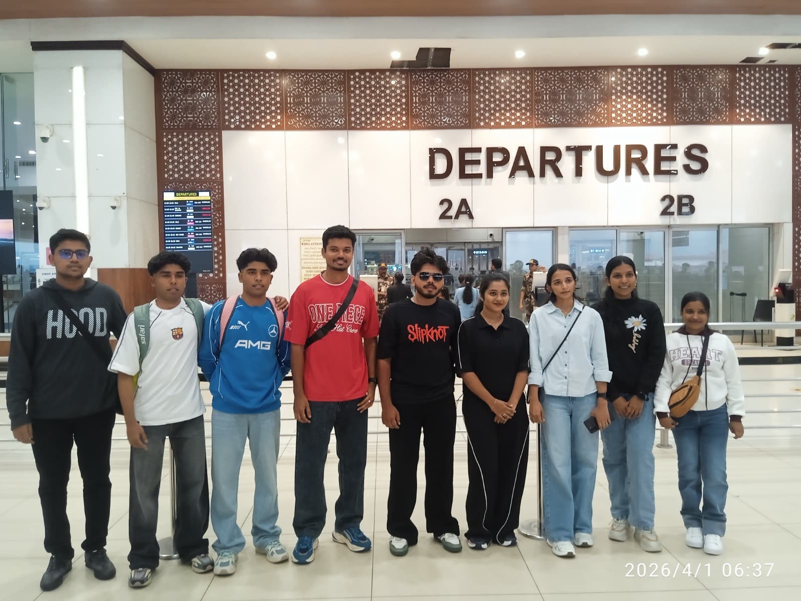 GROUP OF STUDENTS TRAVELLING TO GERMANY - EU FAMILY